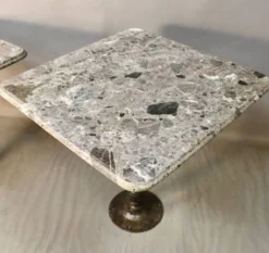 Paire De Tables De Bistrot Piètement Fonte Dessus Marbre