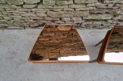 Paire de tables de chevet