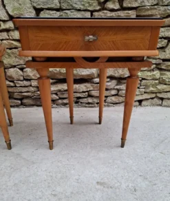 Paire de tables de chevet