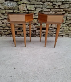 Paire de tables de chevet