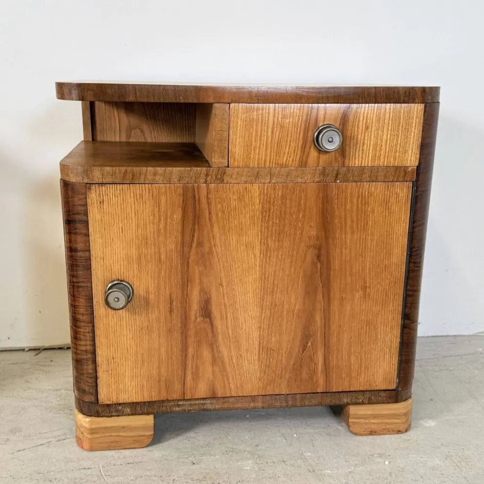 Paire de tables de chevet Art Déco, design épuré, années 1950