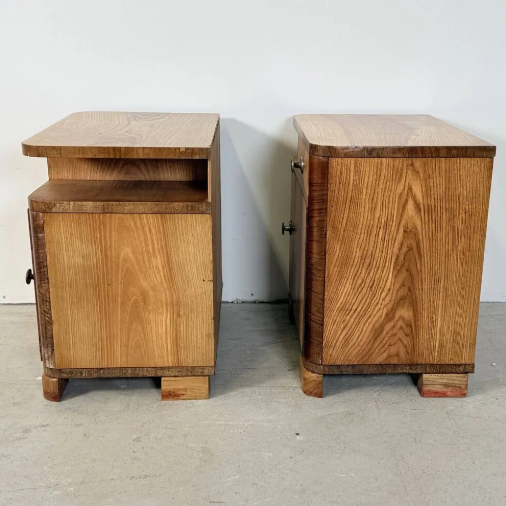 Paire de tables de chevet Art Déco, design épuré, années 1950