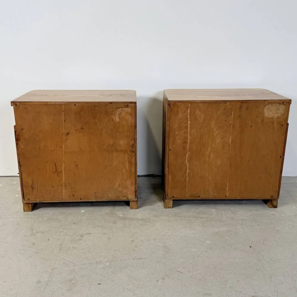 Paire de tables de chevet Art Déco, design épuré, années 1950