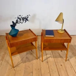 Paire de tables de chevet danoises en chêne, années 1960