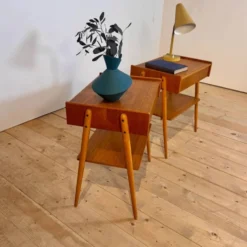 Paire de tables de chevet danoises en chêne, années 1960