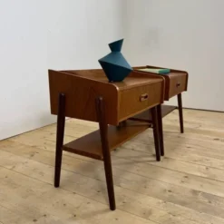 Paire de tables de chevet en teck danois, années 1960