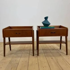 Paire de tables de chevet en teck danois, années 1960
