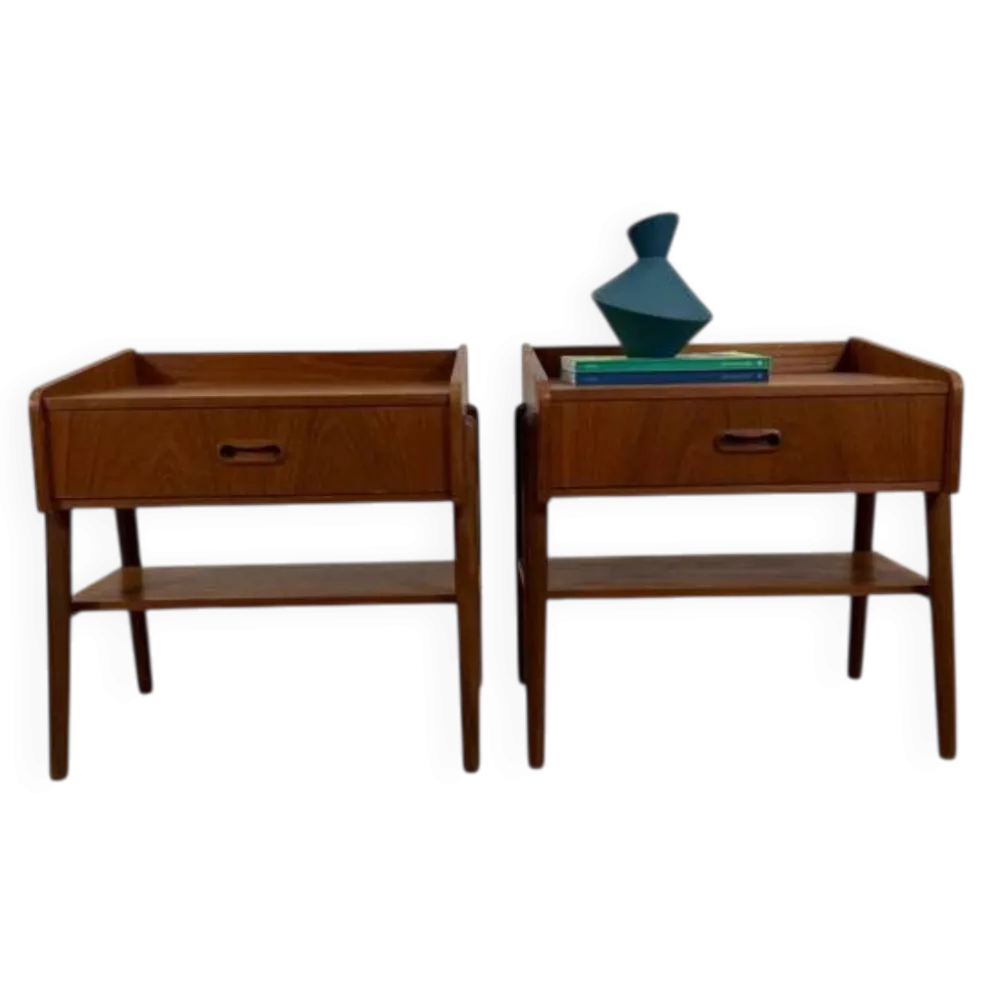 Paire de tables de chevet en teck danois, années 1960