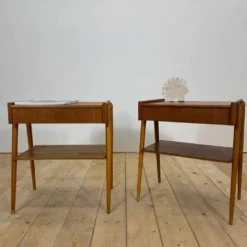 Paire de tables de chevet en teck par AB Carlström, 1960