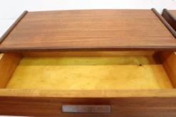 Paire de tables de chevet flottantes danoises en teck, années 1970