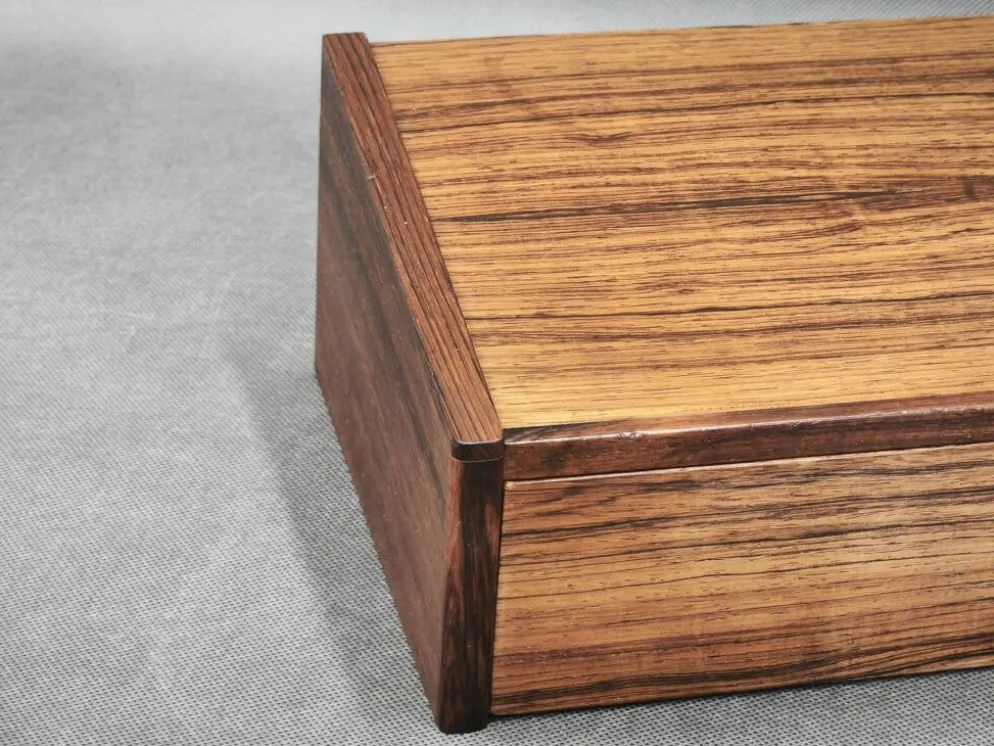 Paire de tables de chevet flottantes en palissandre danois, années 1960