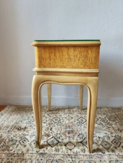 Paire de tables de chevet Françaises dans le goût de Jean Pascaud