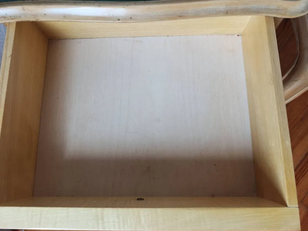 Paire de tables de chevet Françaises dans le goût de Jean Pascaud