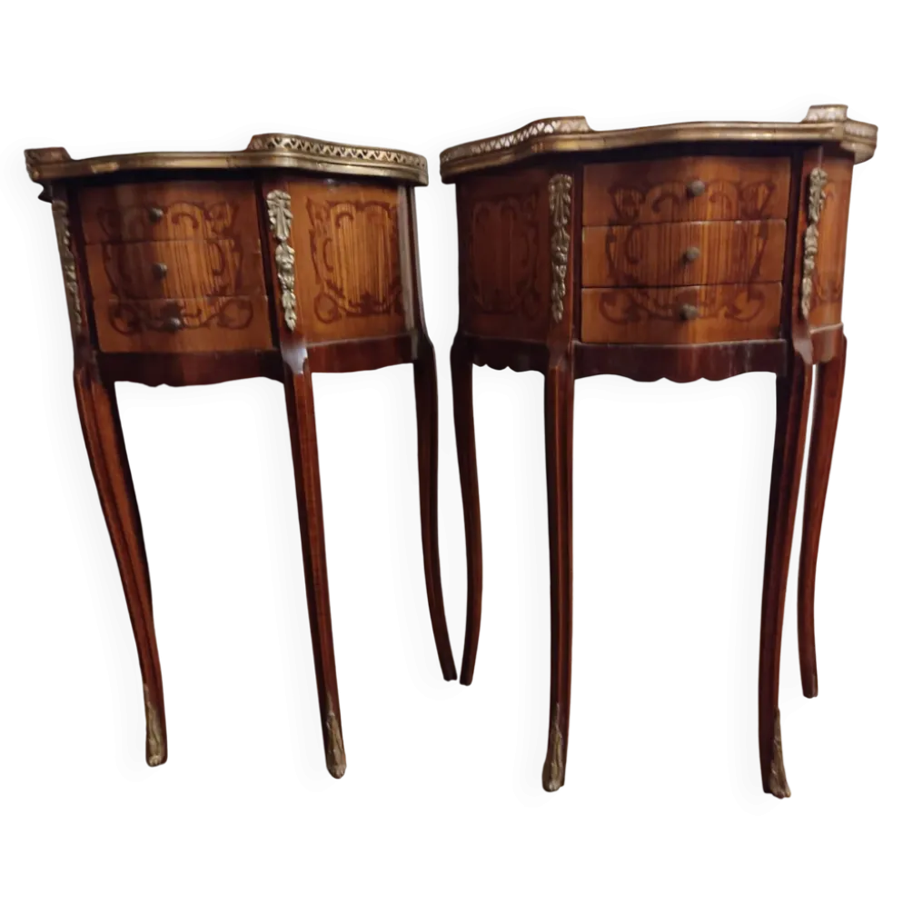 Paire de tables de chevet Louis XV