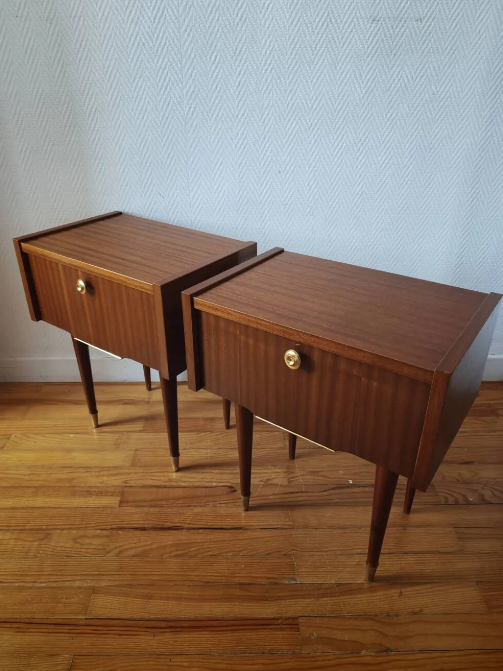 Paire de tables de chevet Mid-Century