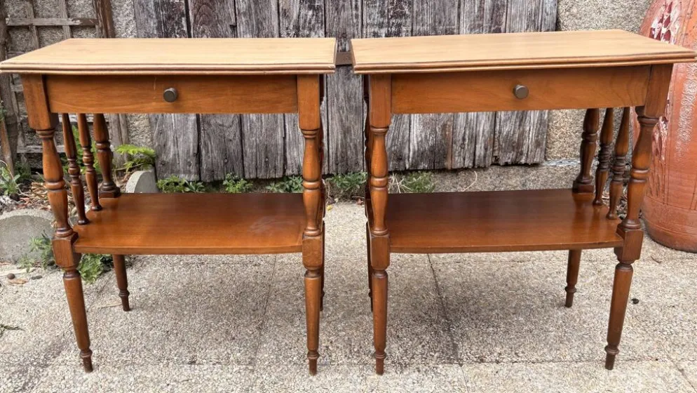 Paire de tables de chevet ou bouts de canapé double plateau bois tourné Sty