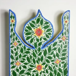 Paire de tables de chevet ou étagères tunisiennes peintes à la main