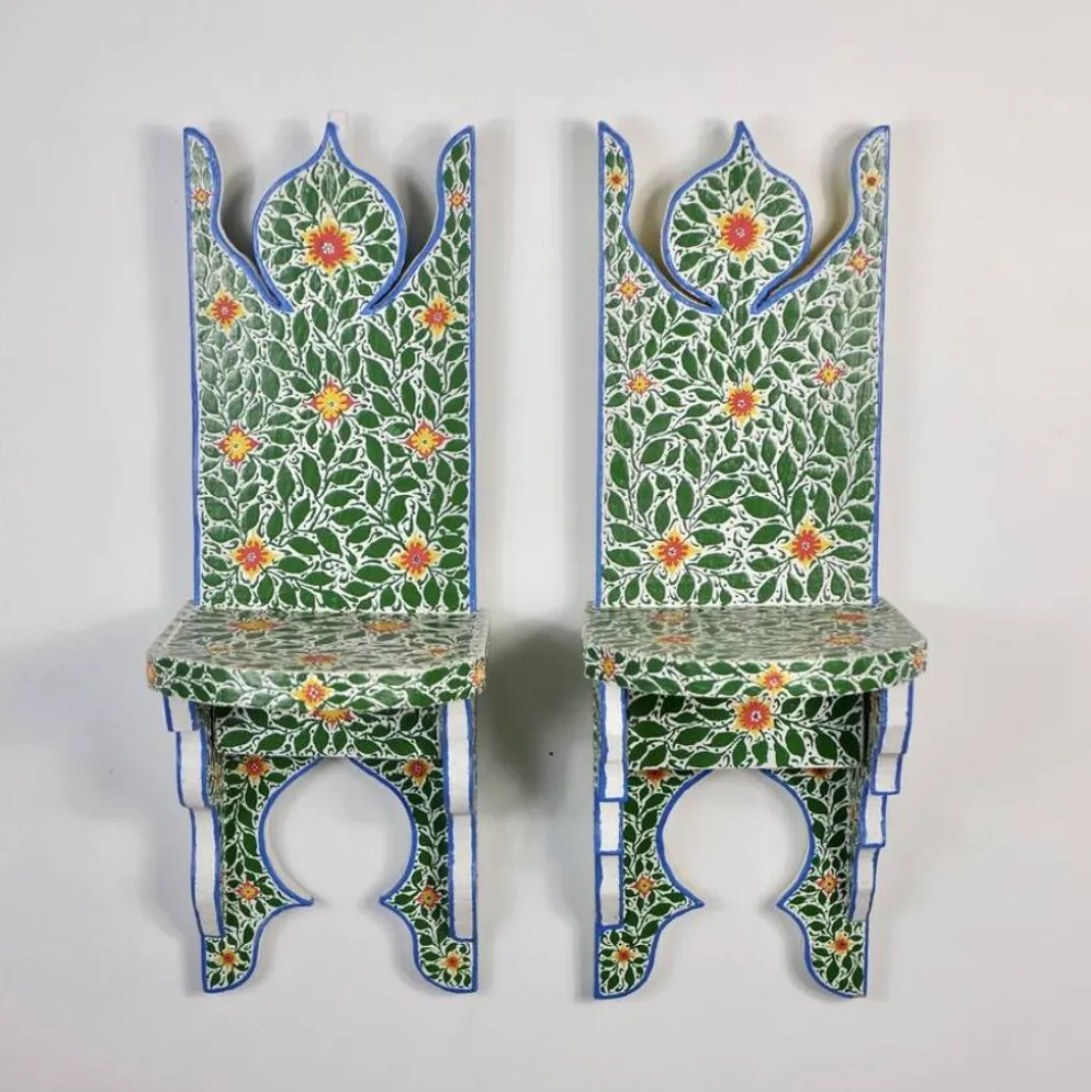 Paire de tables de chevet ou étagères tunisiennes peintes à la main