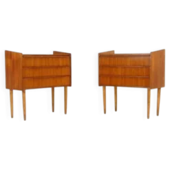 Paire de tables de chevet rétro vintage en teck danois avec tiroirs des années 1970.