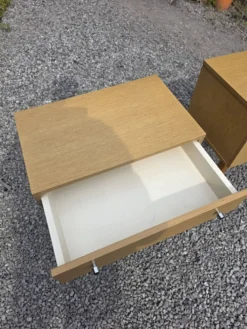 Paire de tables de chevet scandinaves en chêne des années 60