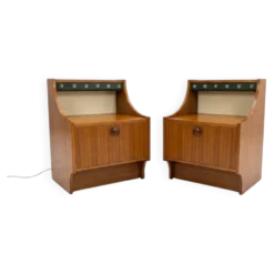 Paire de tables de chevet scandinaves en teck des années 60