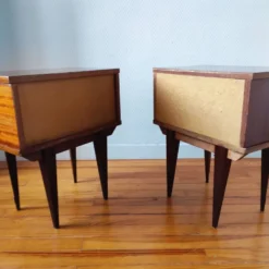 Paire de tables de chevet scandinaves, années 50-60