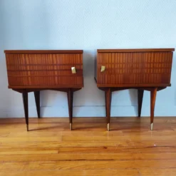 Paire de tables de chevet scandinaves, années 50-60