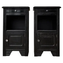 Paire de tables de chevet — Style Art Déco — Chêne massif teinté noir