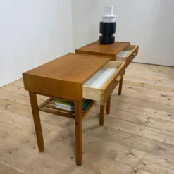 Paire de tables de chevet suédoises en teck, 1960