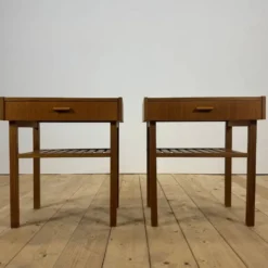 Paire de tables de chevet suédoises en teck, 1960