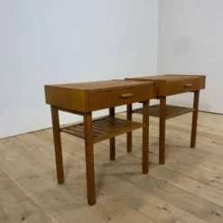 Paire de tables de chevet suédoises en teck, 1960