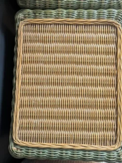 Paire de tables de chevet vintage en rotin tressé et osier 70/80