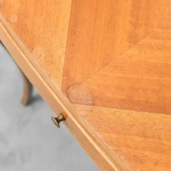 Paire de tables de chevet vintage en bois, de style moderniste des années 1950