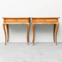 Paire de tables de chevet vintage en bois, de style moderniste des années 1950