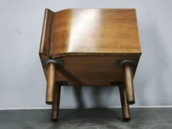Paire de tables de nuit Art Déco avec verre Opaxit noir, Tchécoslovaquie, années 1940.