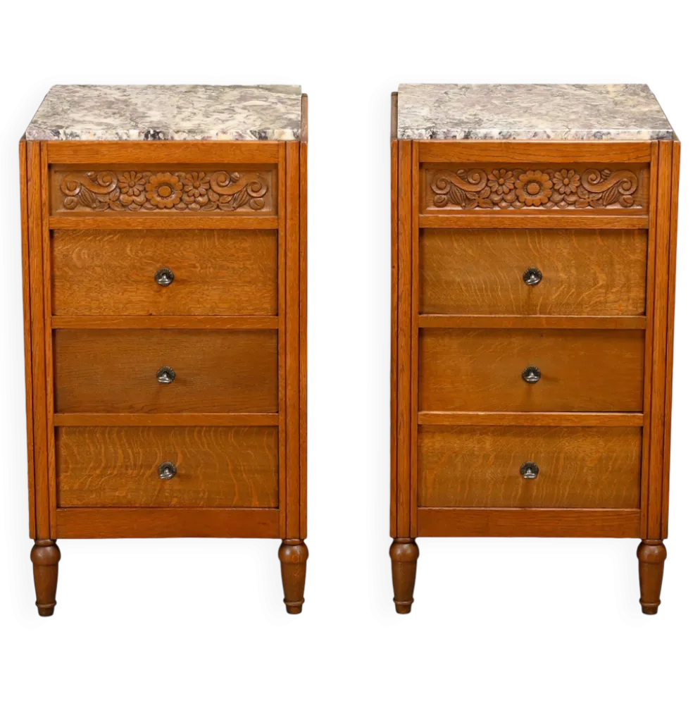 Paire de tables de nuit Art Nouveau / Art Déco en chêne et marbre, années 1930.