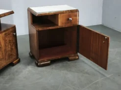 Paire de tables de nuit en noyer Art Déco, Tchécoslovaquie, années 1930
