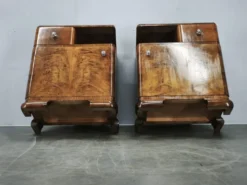 Paire de tables de nuit en noyer Art Déco, Tchécoslovaquie, années 1930
