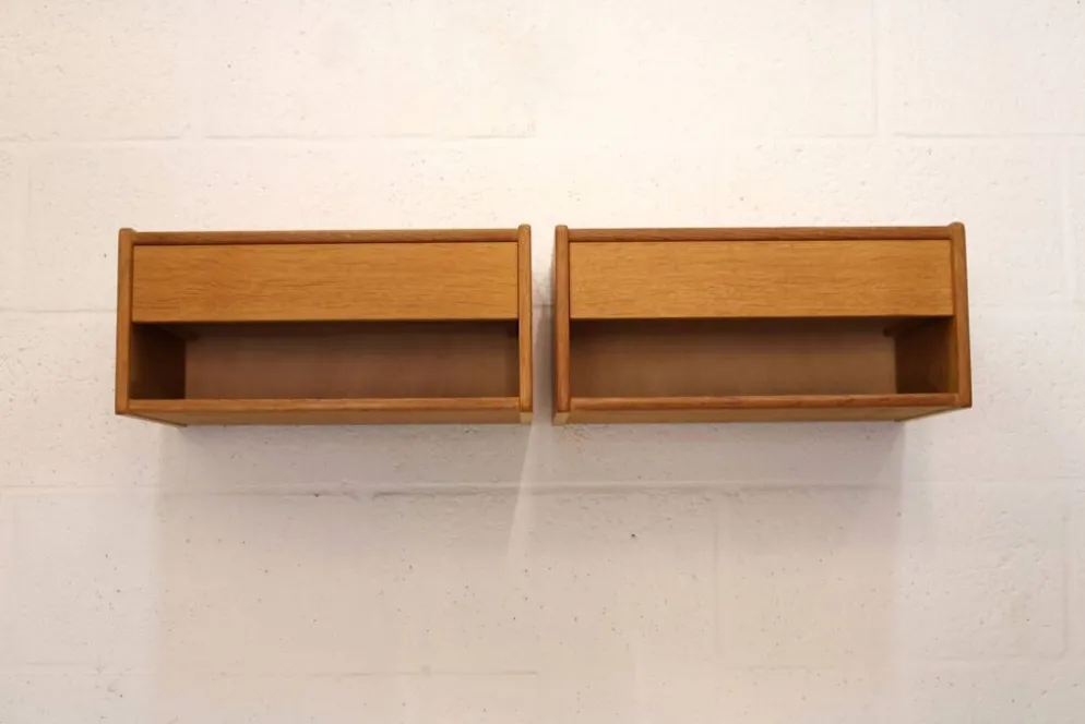 Paire de tables de nuit flottantes vintage en chêne design danois années 1970 scandinave