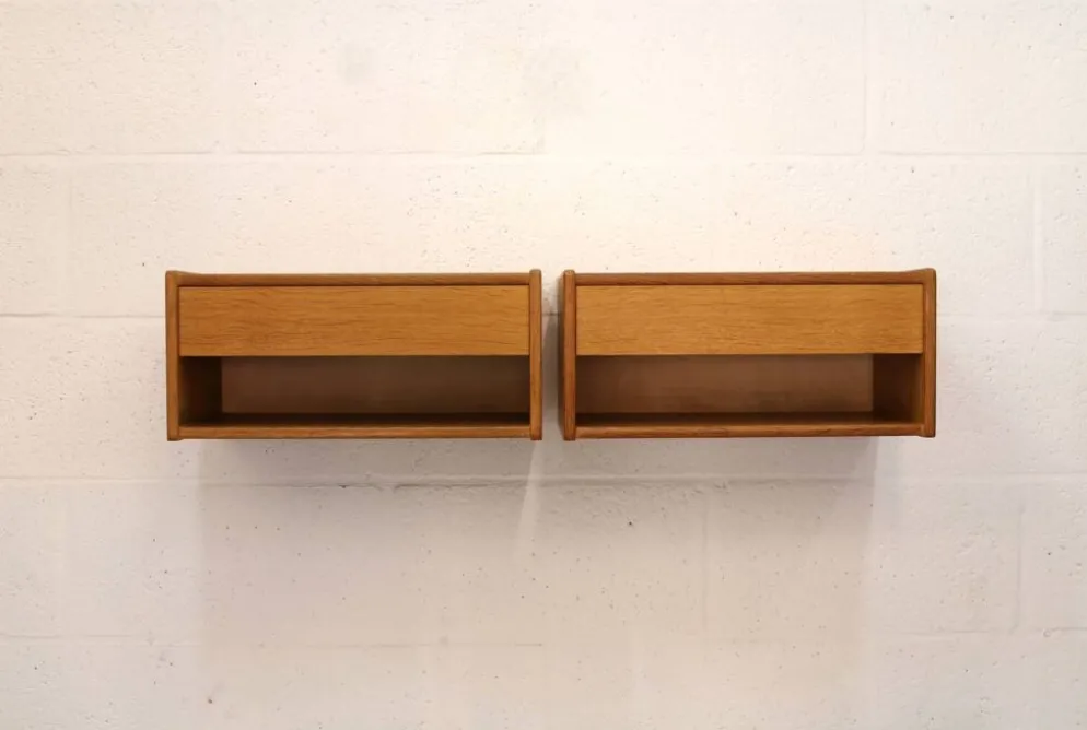 Paire de tables de nuit flottantes vintage en chêne design danois années 1970 scandinave