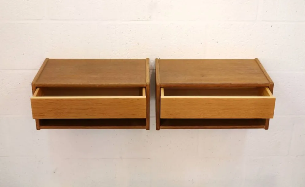 Paire de tables de nuit flottantes vintage en chêne design danois années 1970 scandinave