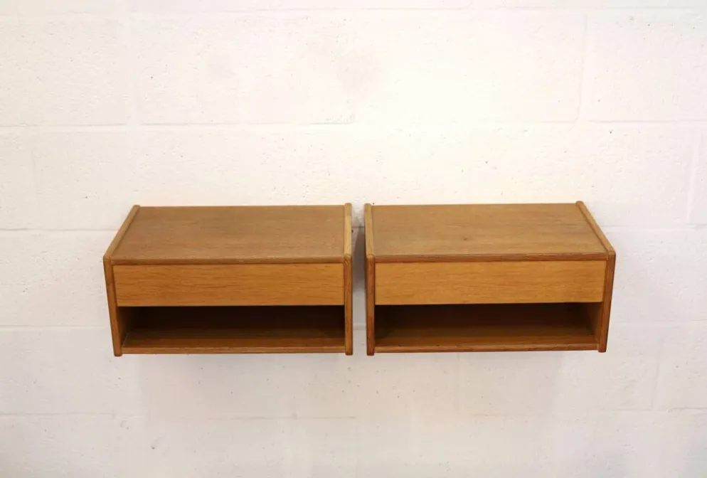 Paire de tables de nuit flottantes vintage en chêne design danois années 1970 scandinave