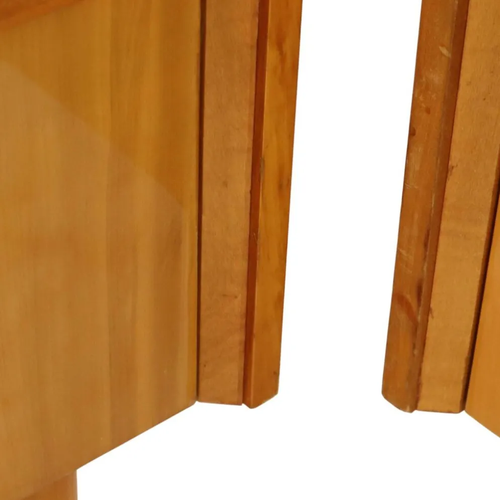 Paire de tables de nuit vintage rockabilly en bois clair
