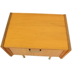Paire de tables de nuit vintage rockabilly en bois clair