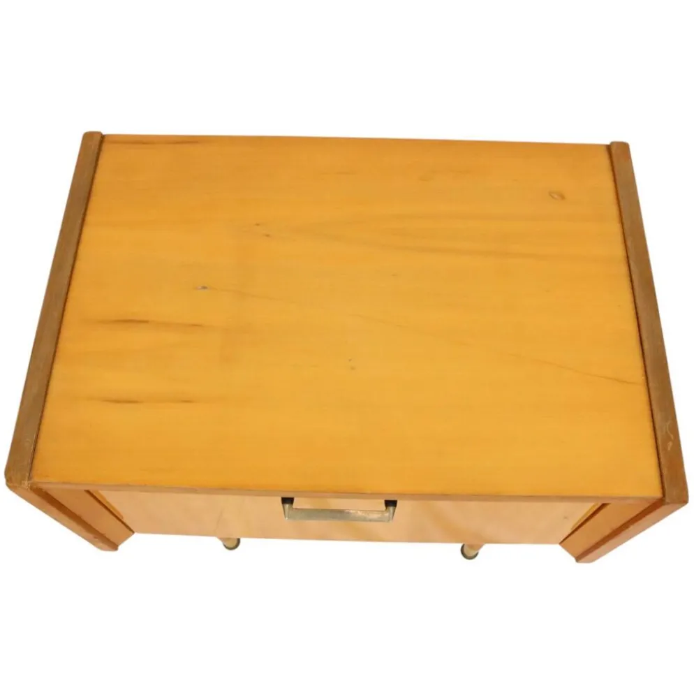 Paire de tables de nuit vintage rockabilly en bois clair