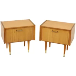 Paire de tables de nuit vintage rockabilly en bois clair