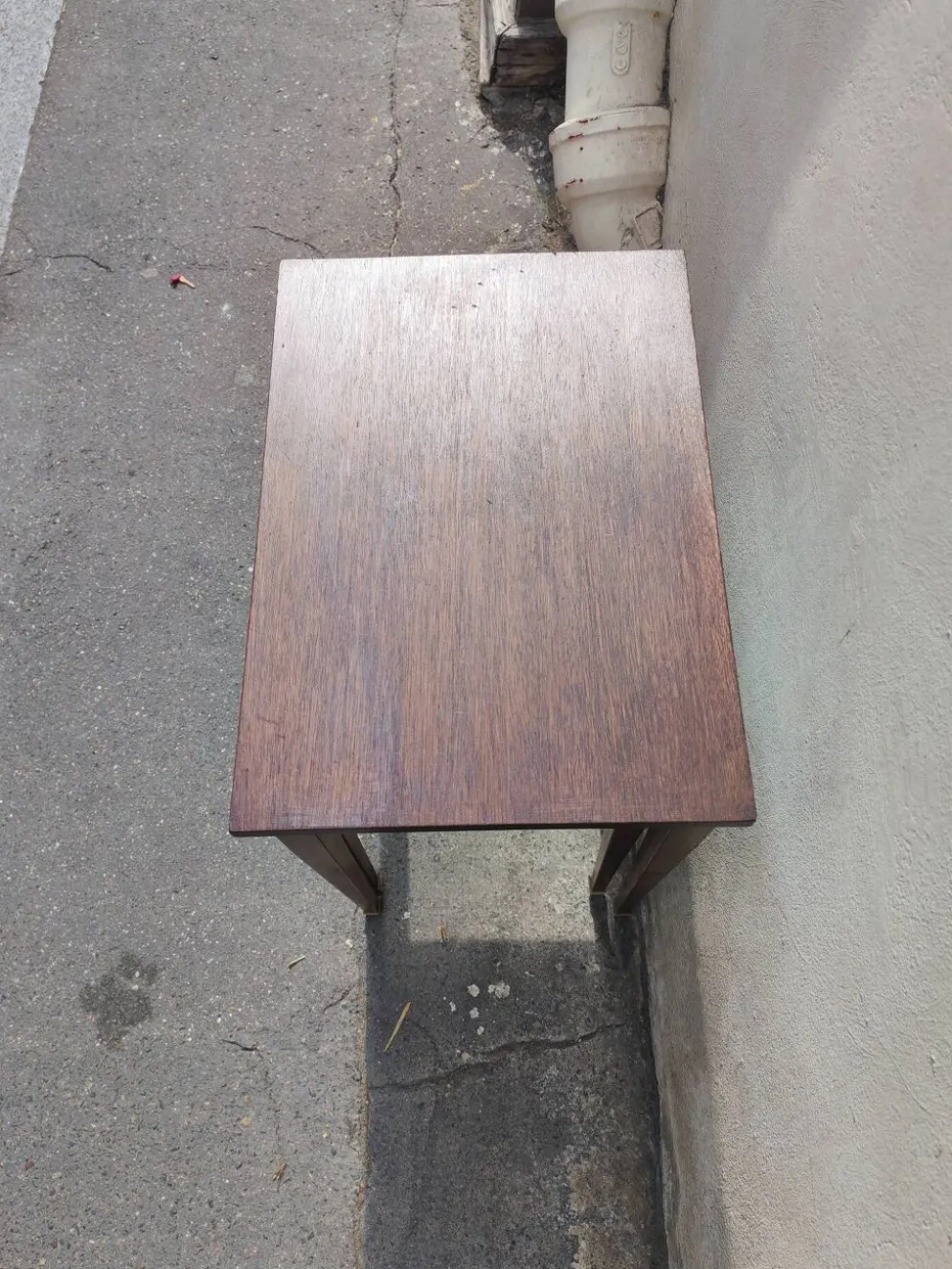 Paire de tables gigognes en bois