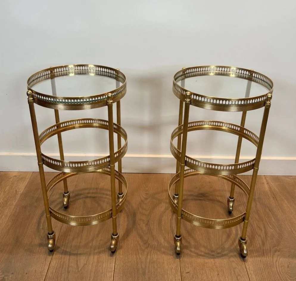 Paire de tables roulantes Art déco rondes à plateaux amovibles, Maison Jansen