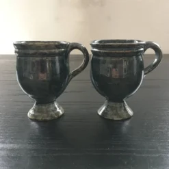 Paire de tasses bleu nuit
