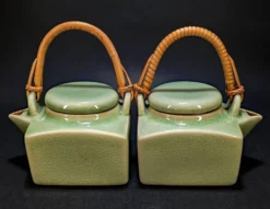 Paire de théières thaïlandaises en céramique céladon, Chiang Mai 90's